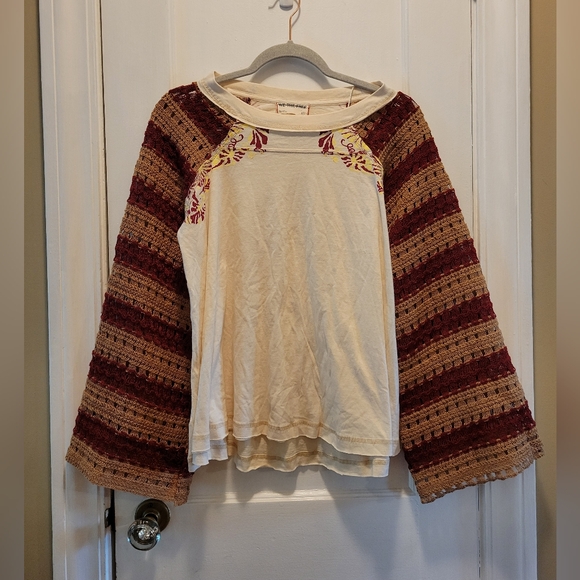 Free People Crocheted Bell Sleeve Top Size XS NWOT Boho - Picture 1 of 4
